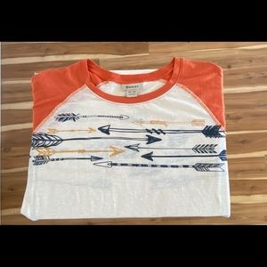 Ariat “Follow Your Arrow” Baseball Style Tee - Size XXL.
